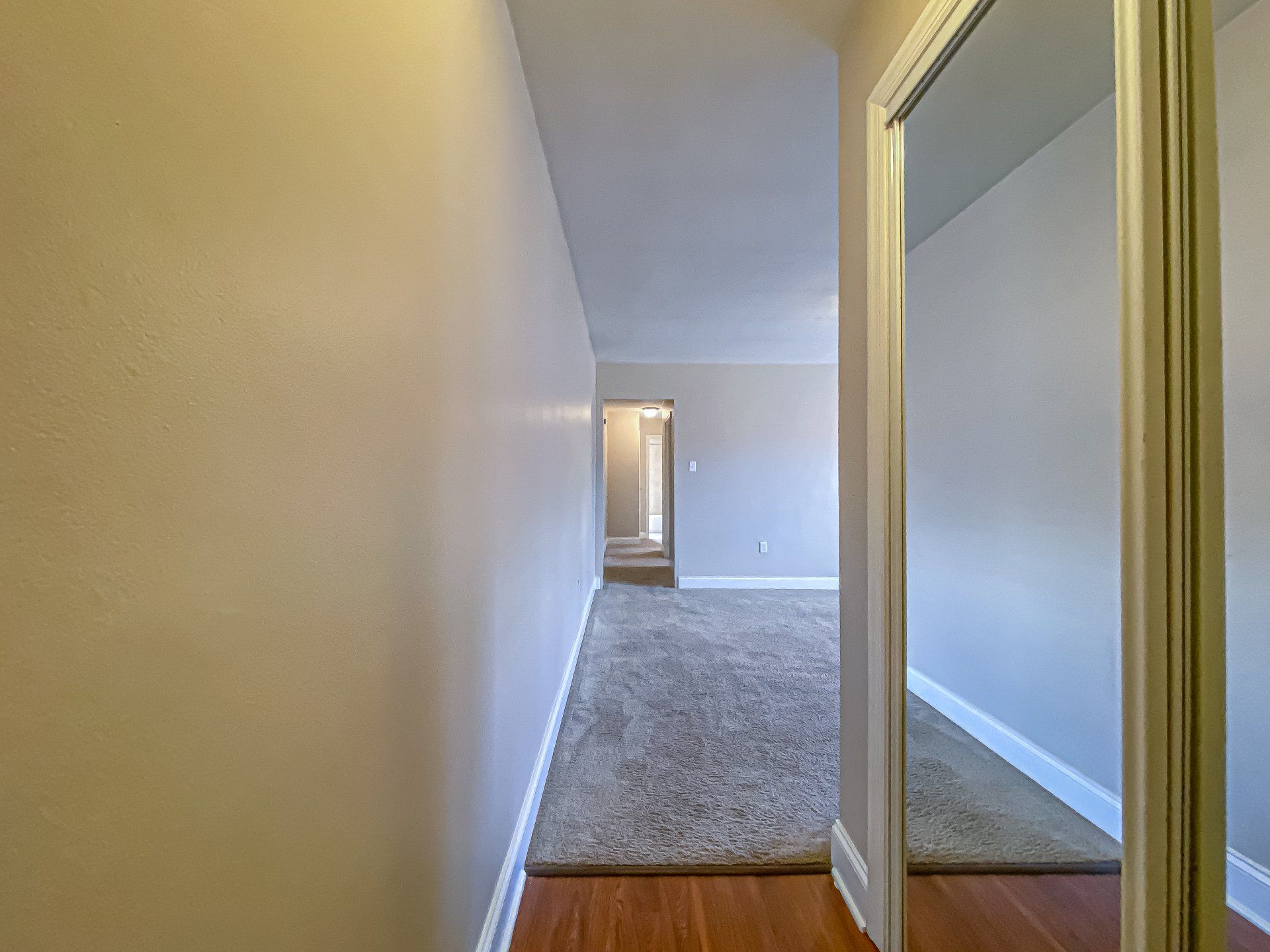 Aspen Court Apartments Hallway Photo