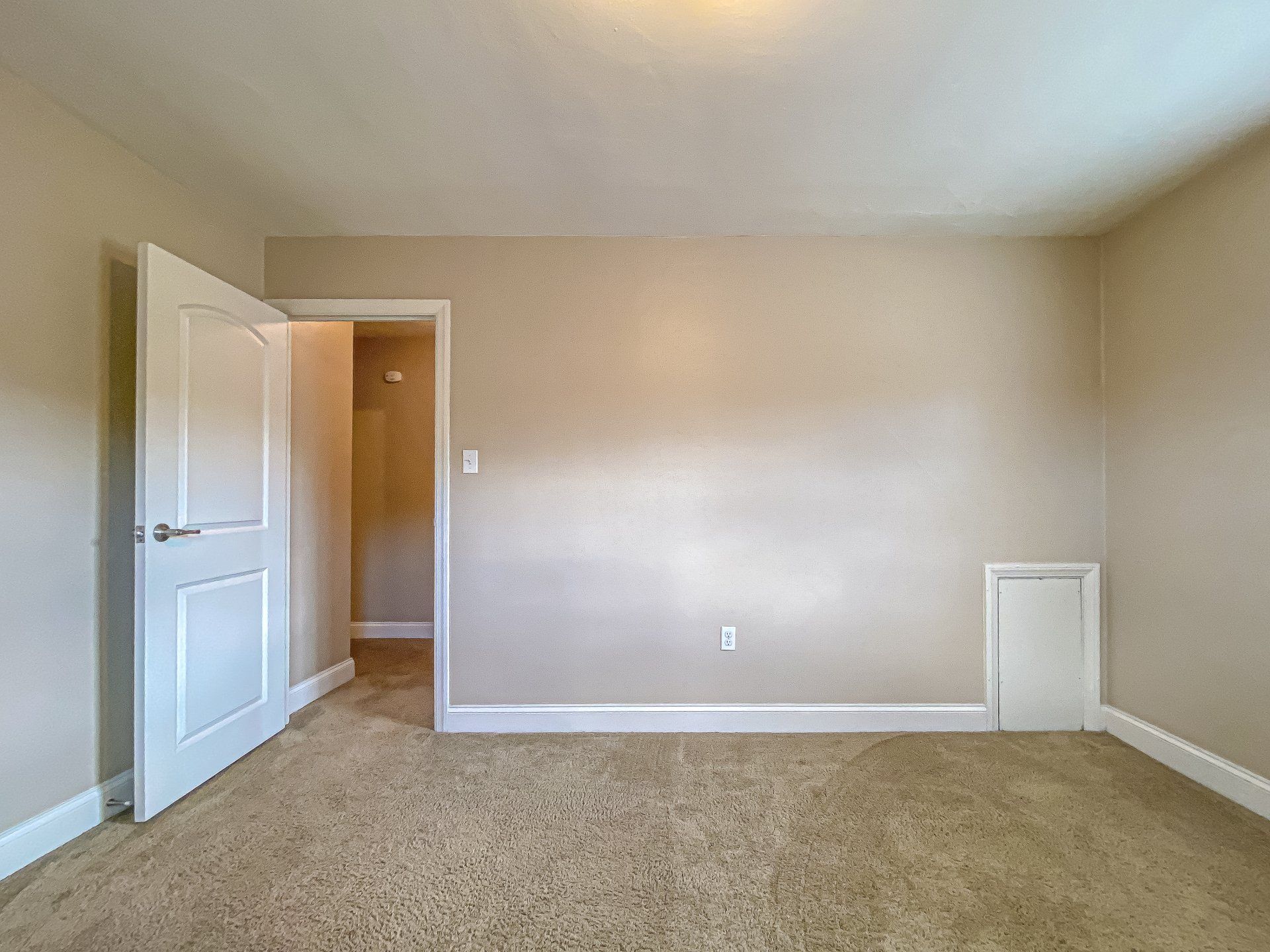 Aspen Court Apartments Interior  Photo