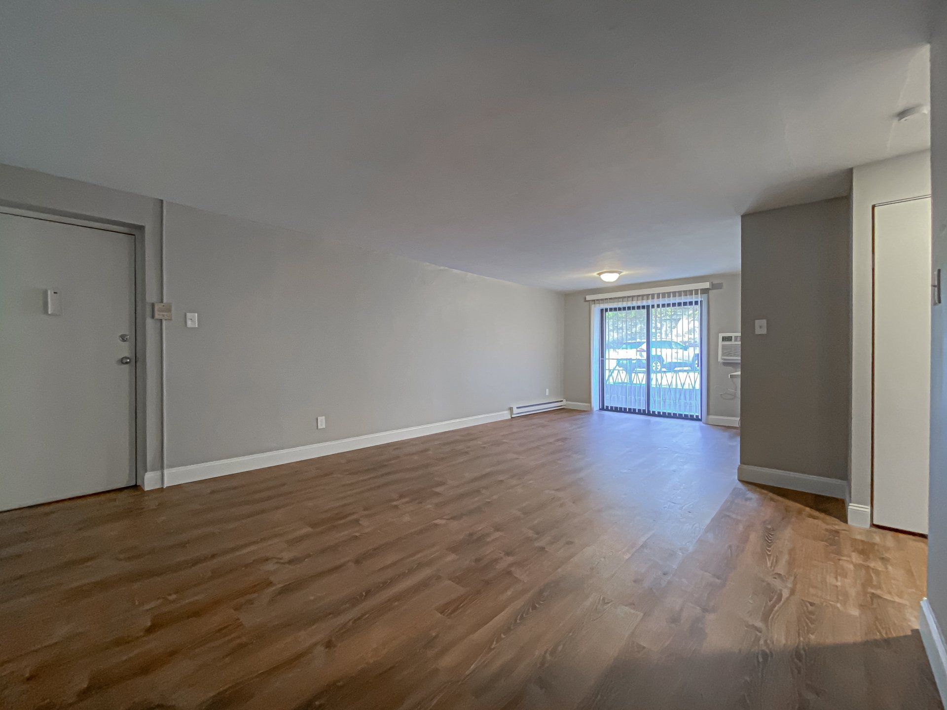 Poplar Apartments Interior Photo