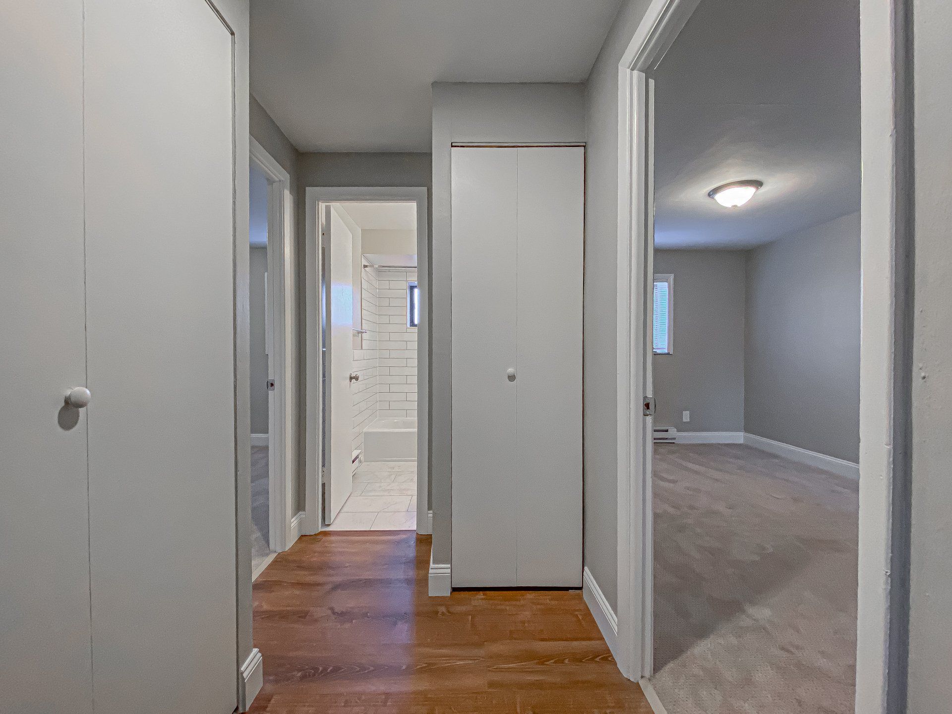 Poplar Apartments Interior Photo