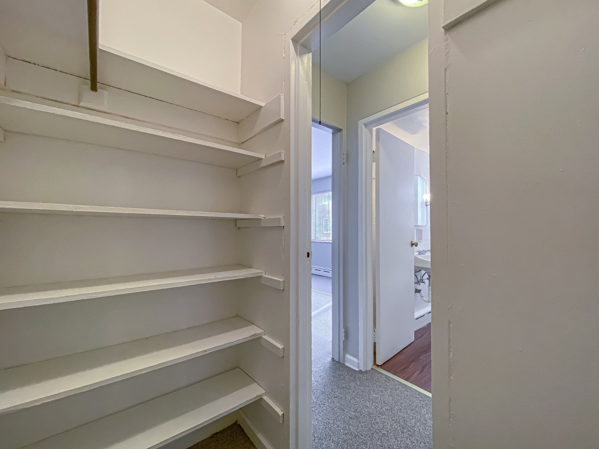 The Towers Interior Bathroom Shelving Photo