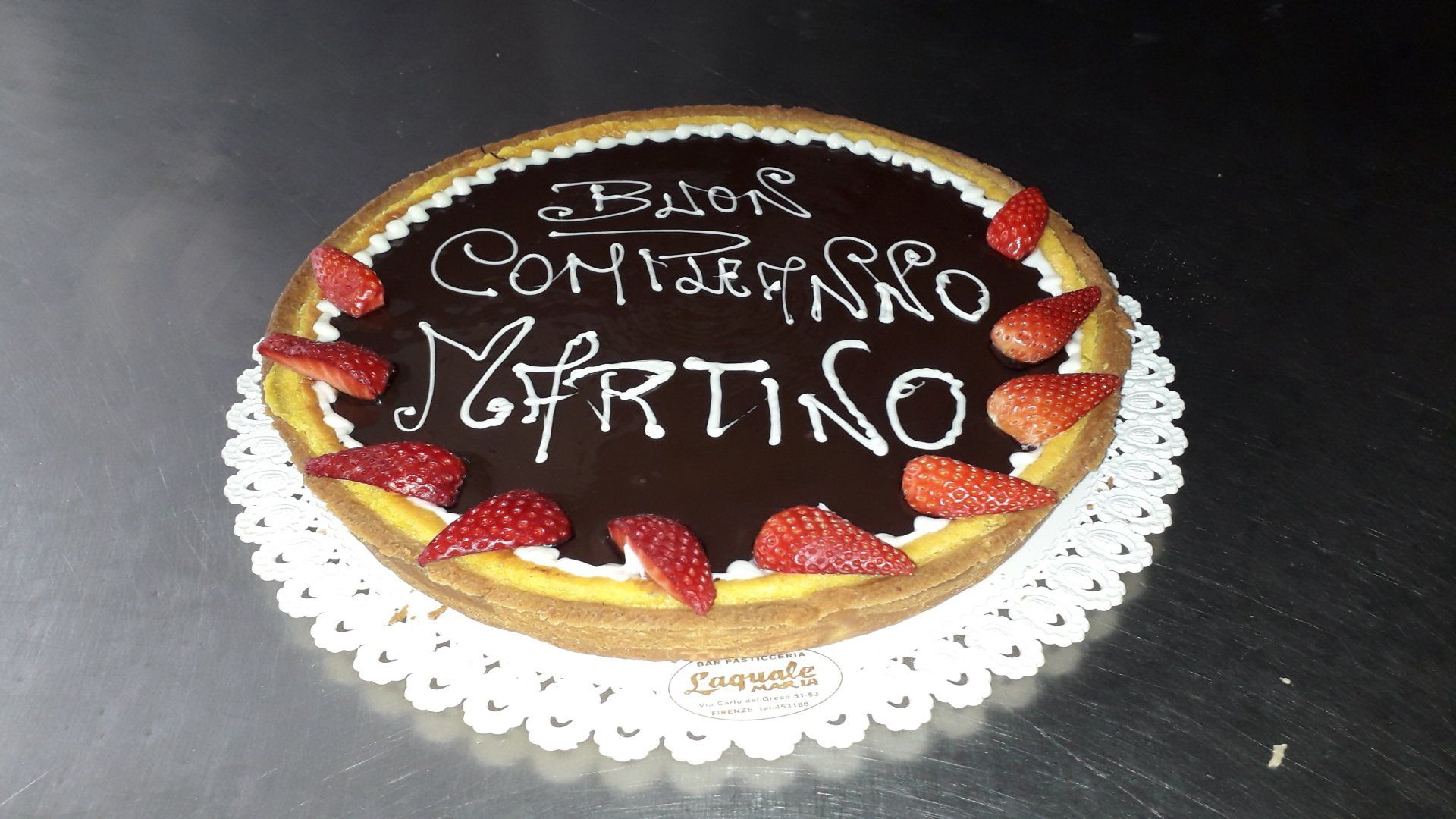 Crostata al cioccolato personalizzata a Firenze.