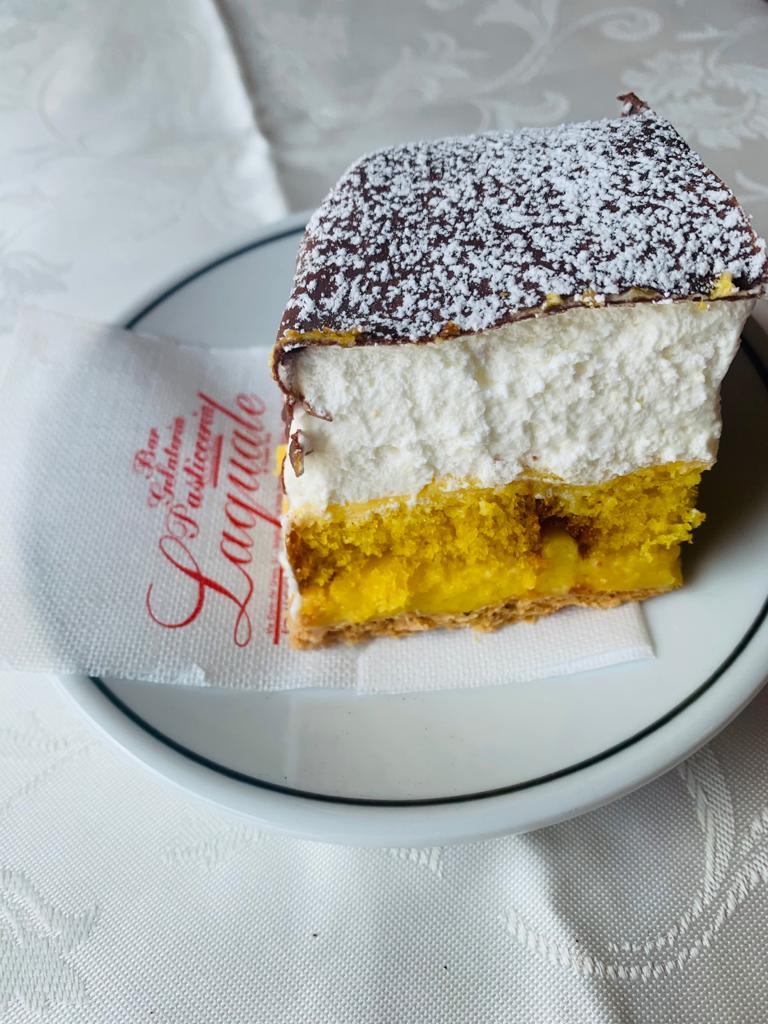 Torta a strati a Firenze.