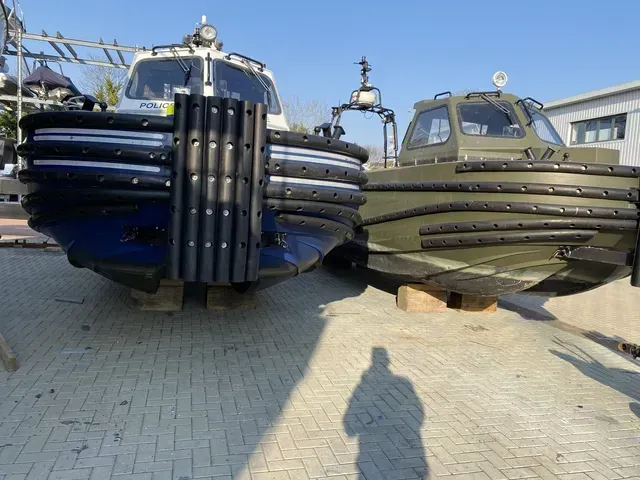servicing and maintenance for military and law enforcement vessels