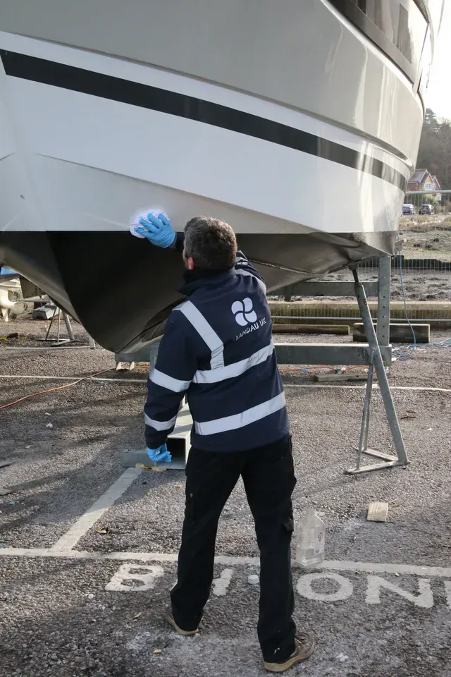 boat refit and maintenance