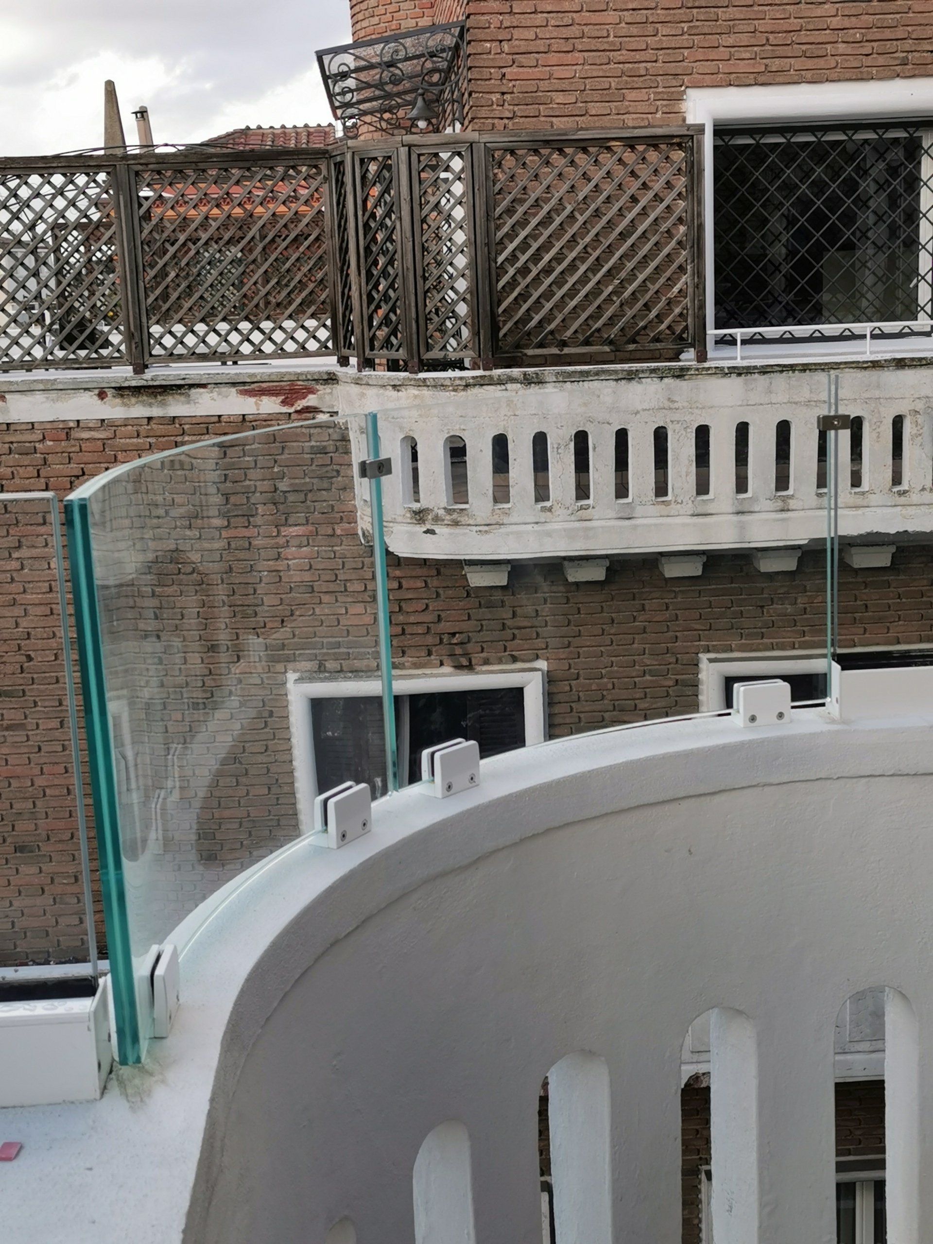 balaustre in vetro a Roma