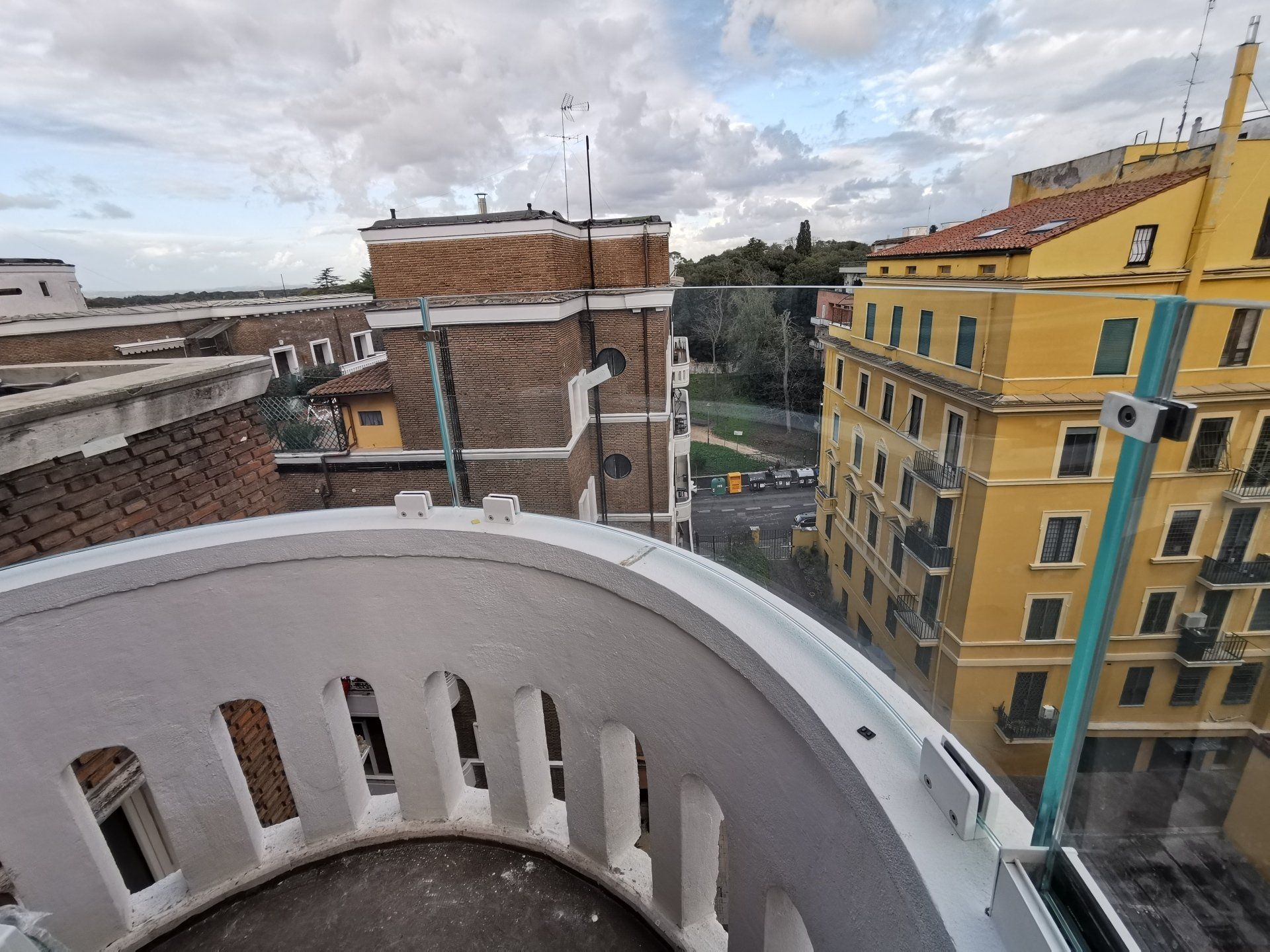 balaustre in vetro a Roma