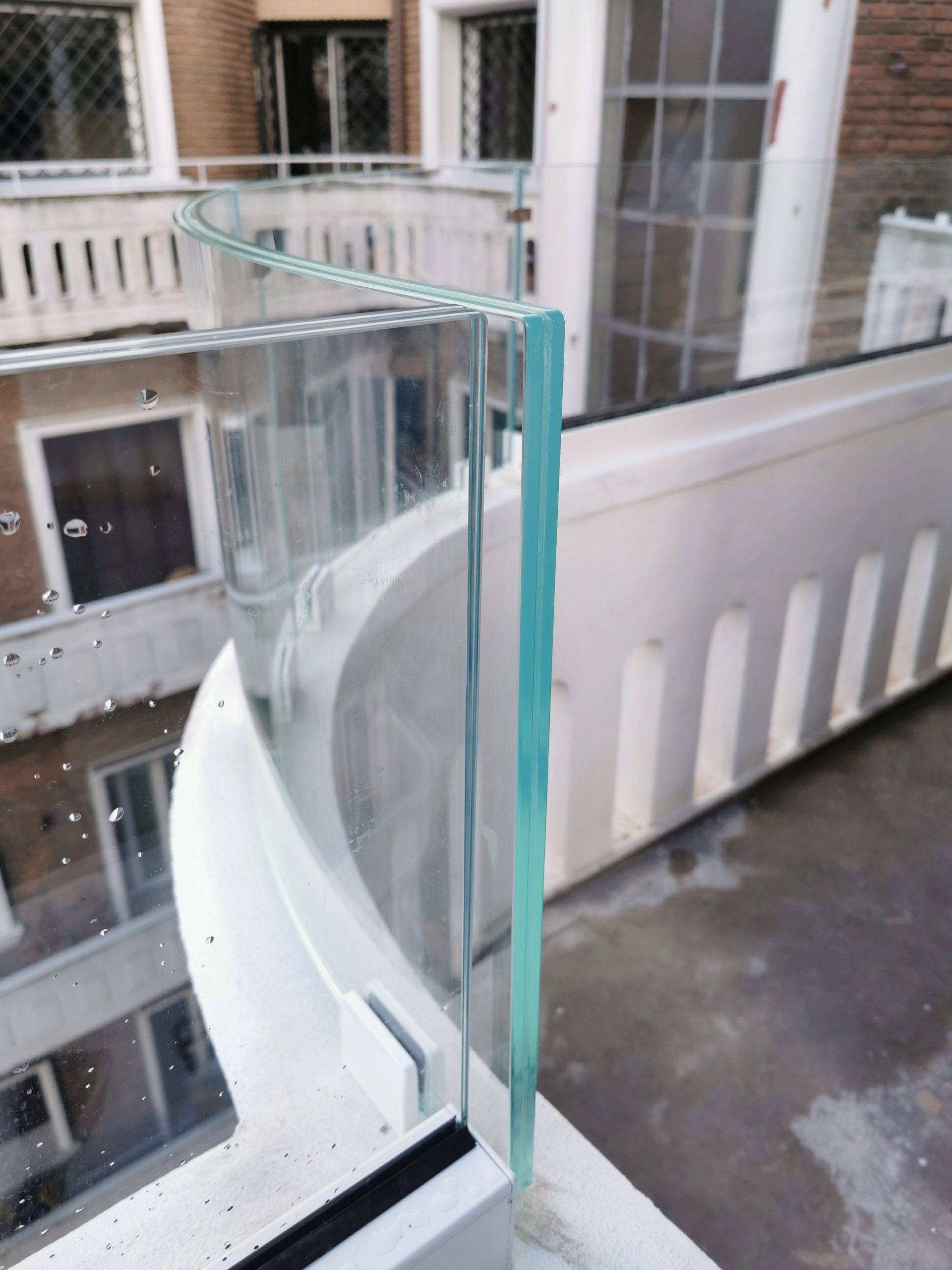 balaustre in vetro a Roma