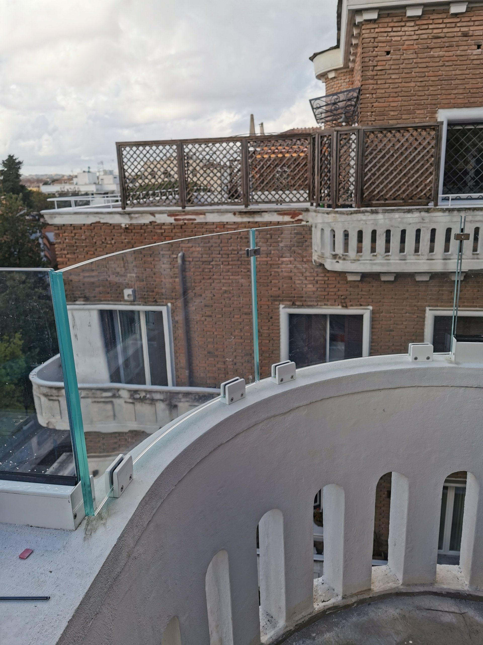 balaustre in vetro a Roma