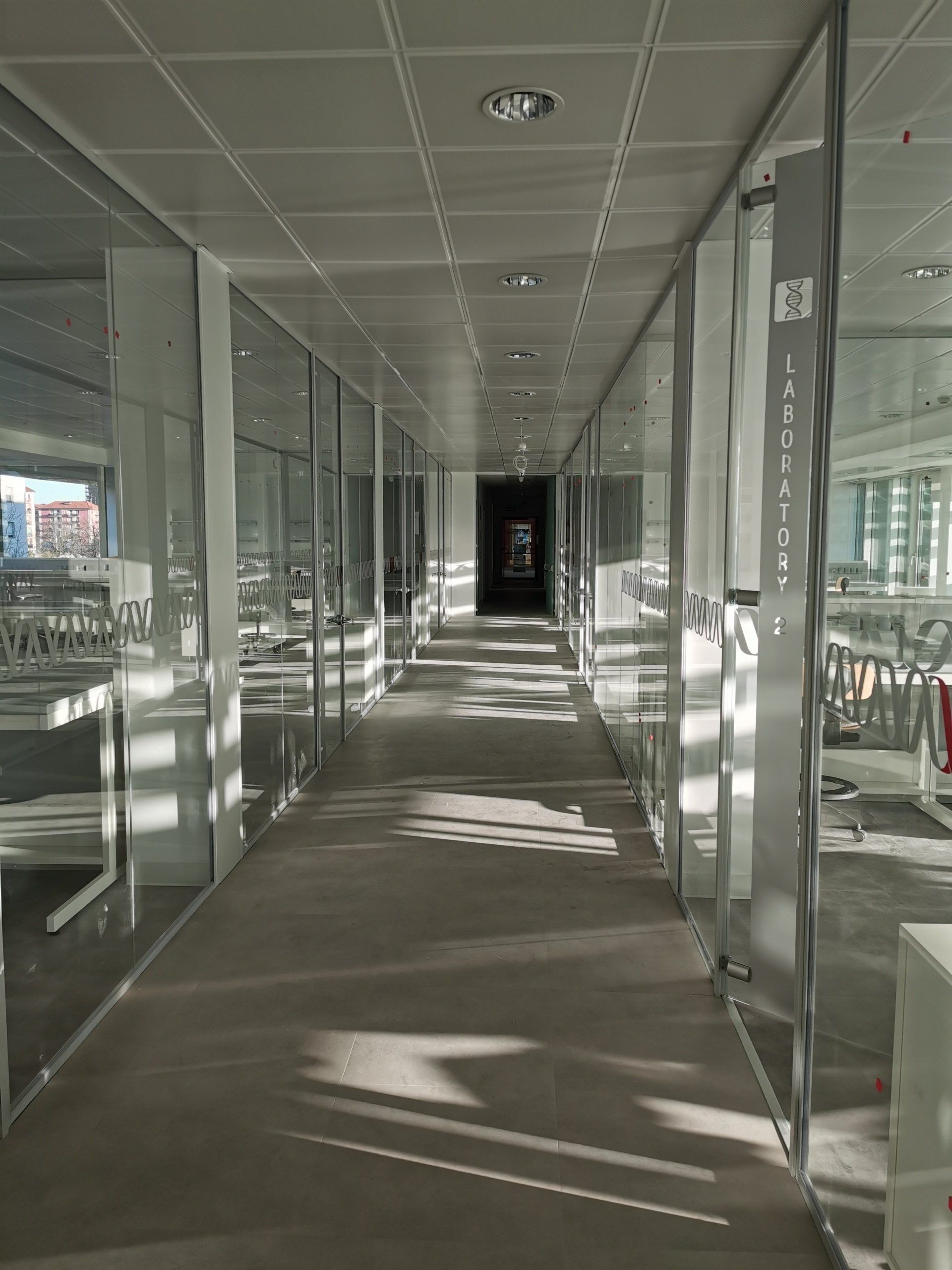 pareti divisorie in vetro a Roma