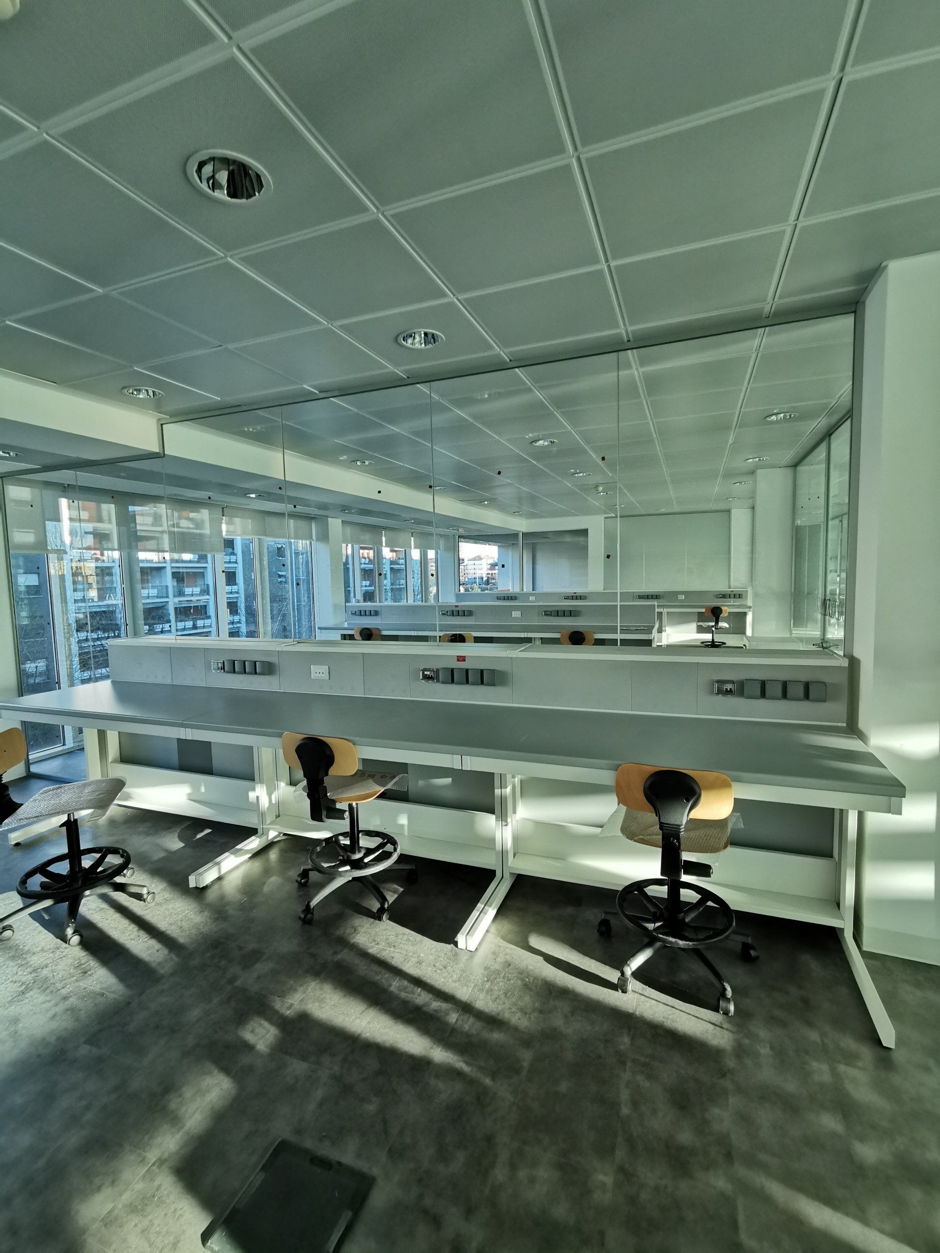 pareti divisorie in vetro a Roma