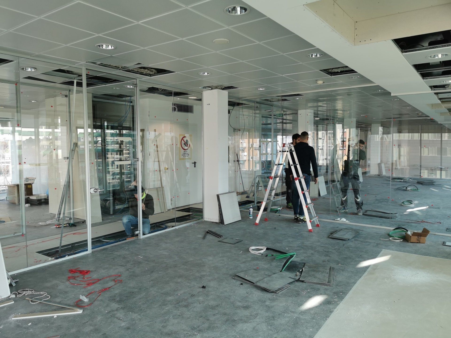 pareti divisorie in vetro a Roma