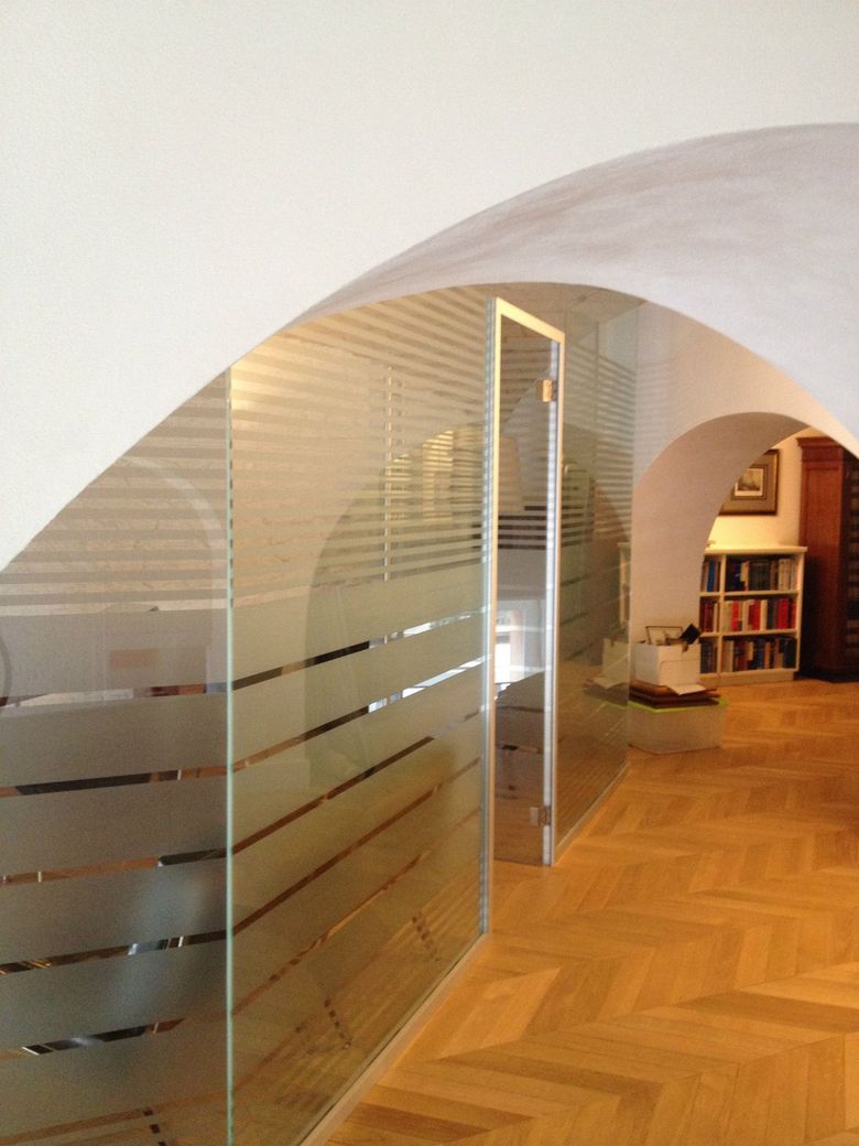 parete vetrata a Roma