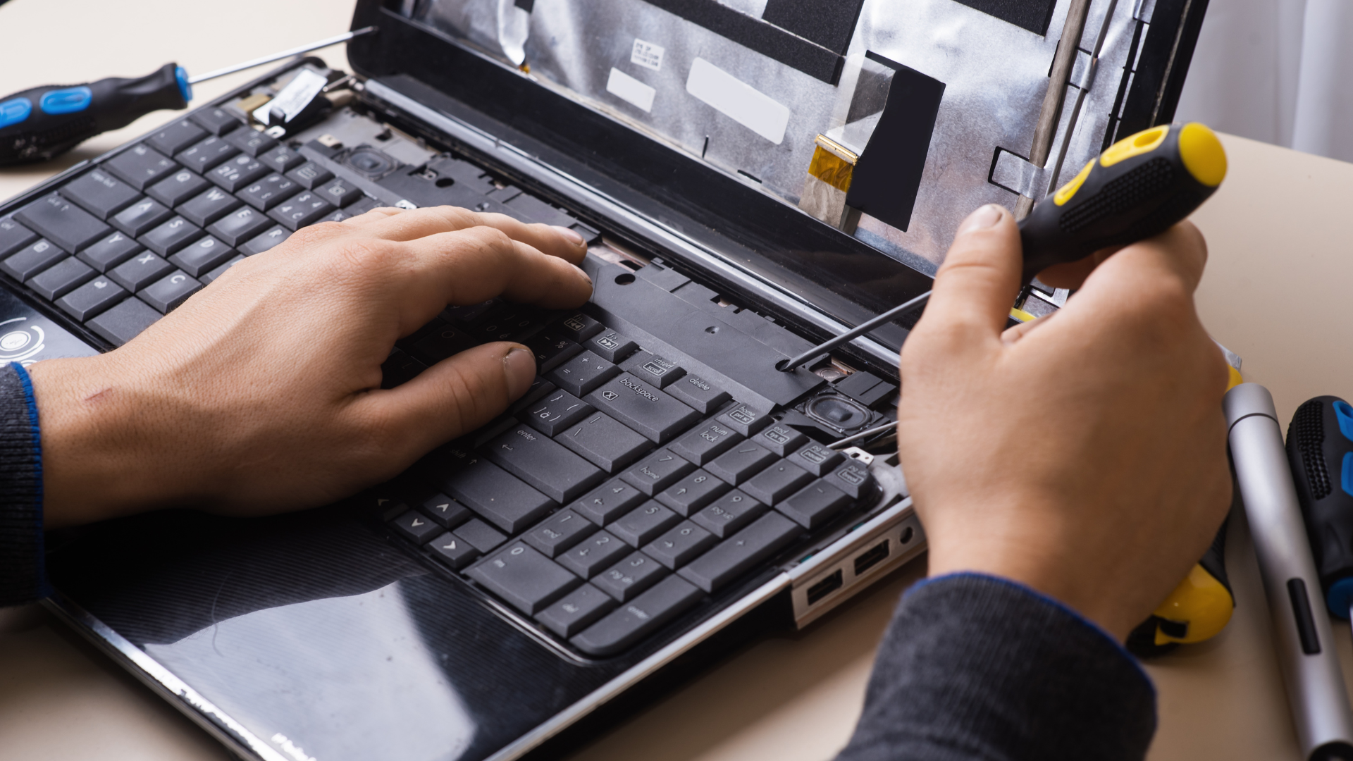 Universal Quest Technology