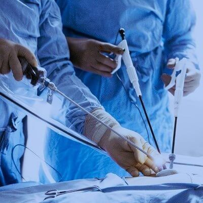 Cirugía Mínimamente Invasiva - Dr. Juan Carlos Huerta Gómez | Urólogo Oncólogo