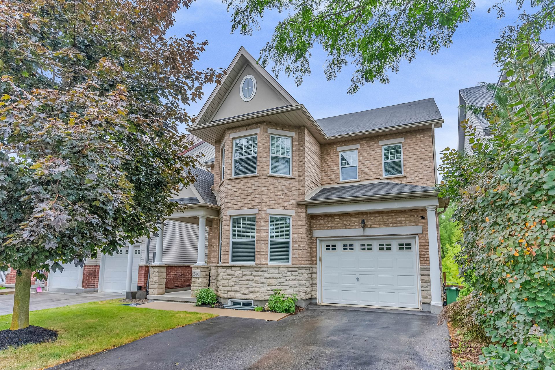2 storey detached home 