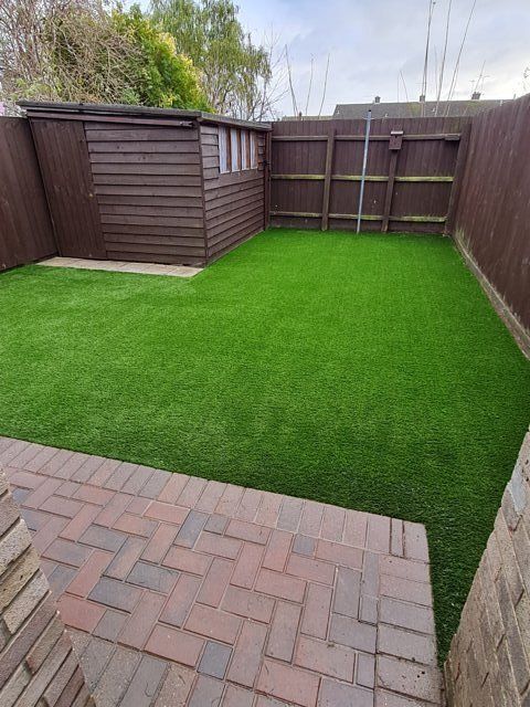 Best artificial grass lawn specialist in sudbury suffolk area, DSB Grass