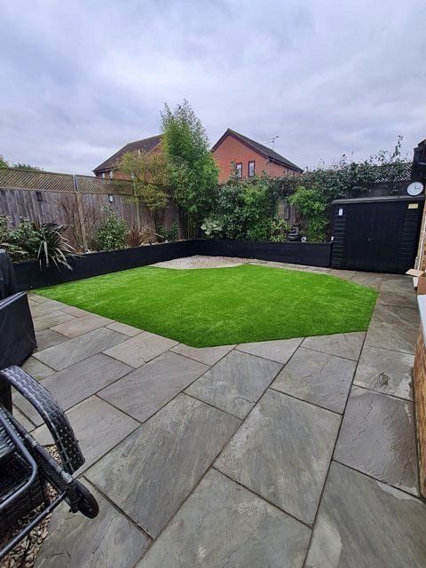 Best artificial grass lawn specialist in sudbury suffolk area, DSB Grass