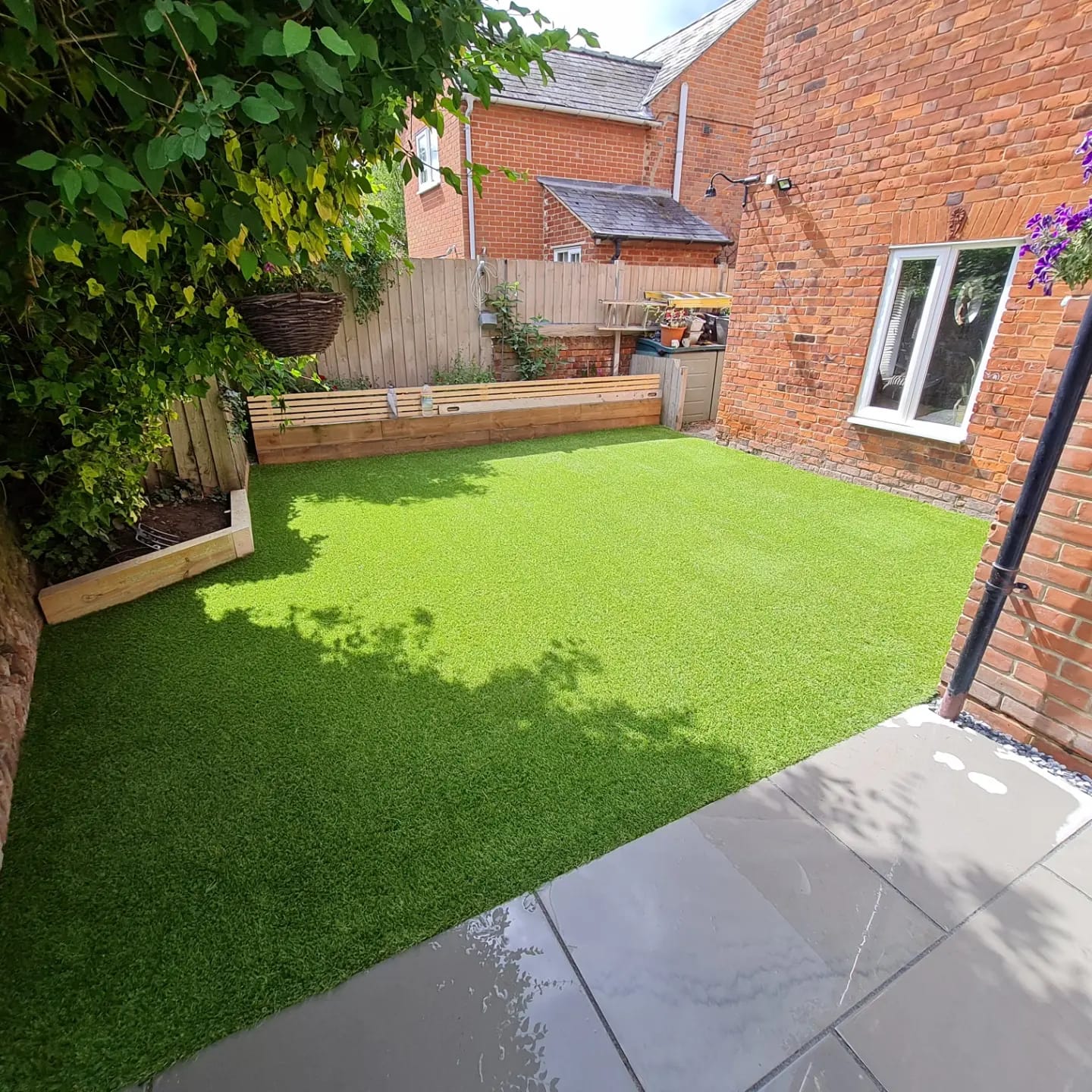Best artificial grass lawn and landscaping specialist in cornard, sudbury suffolk area, DSB Grass