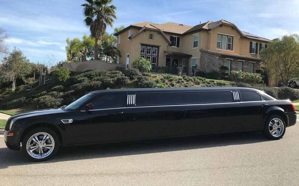 chrysler limousine rental exterior