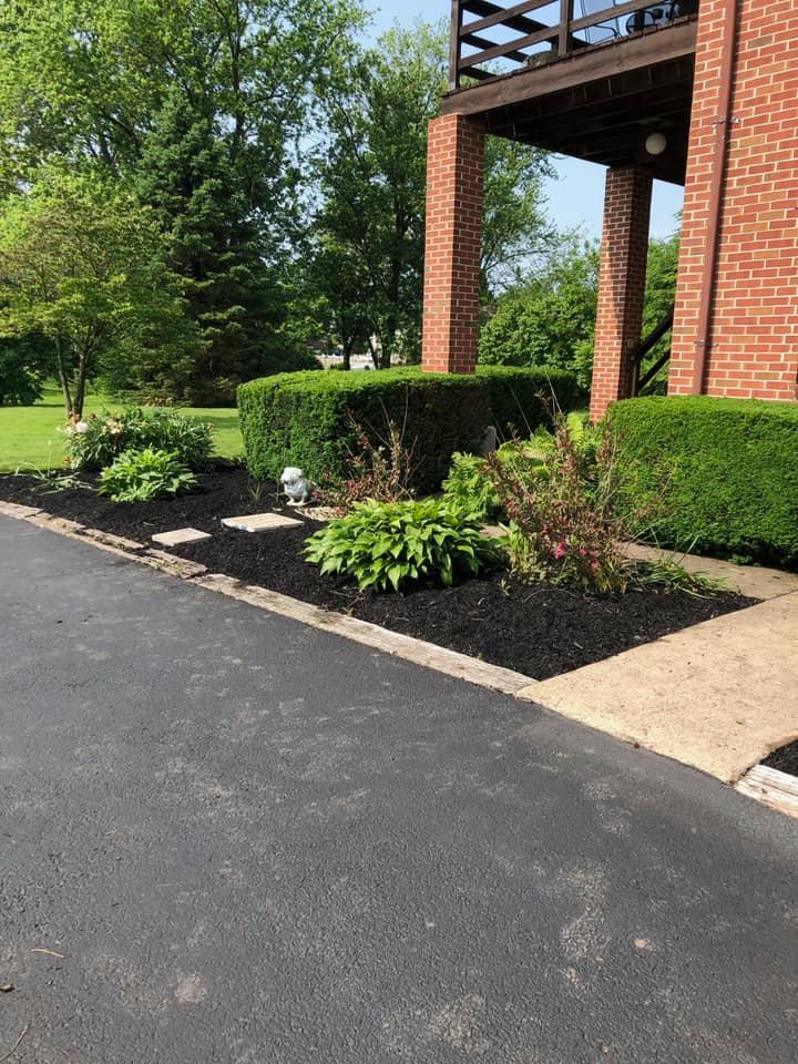 Landscape Bed — Fleetwood, PA — Behm's Lawn Care LLC