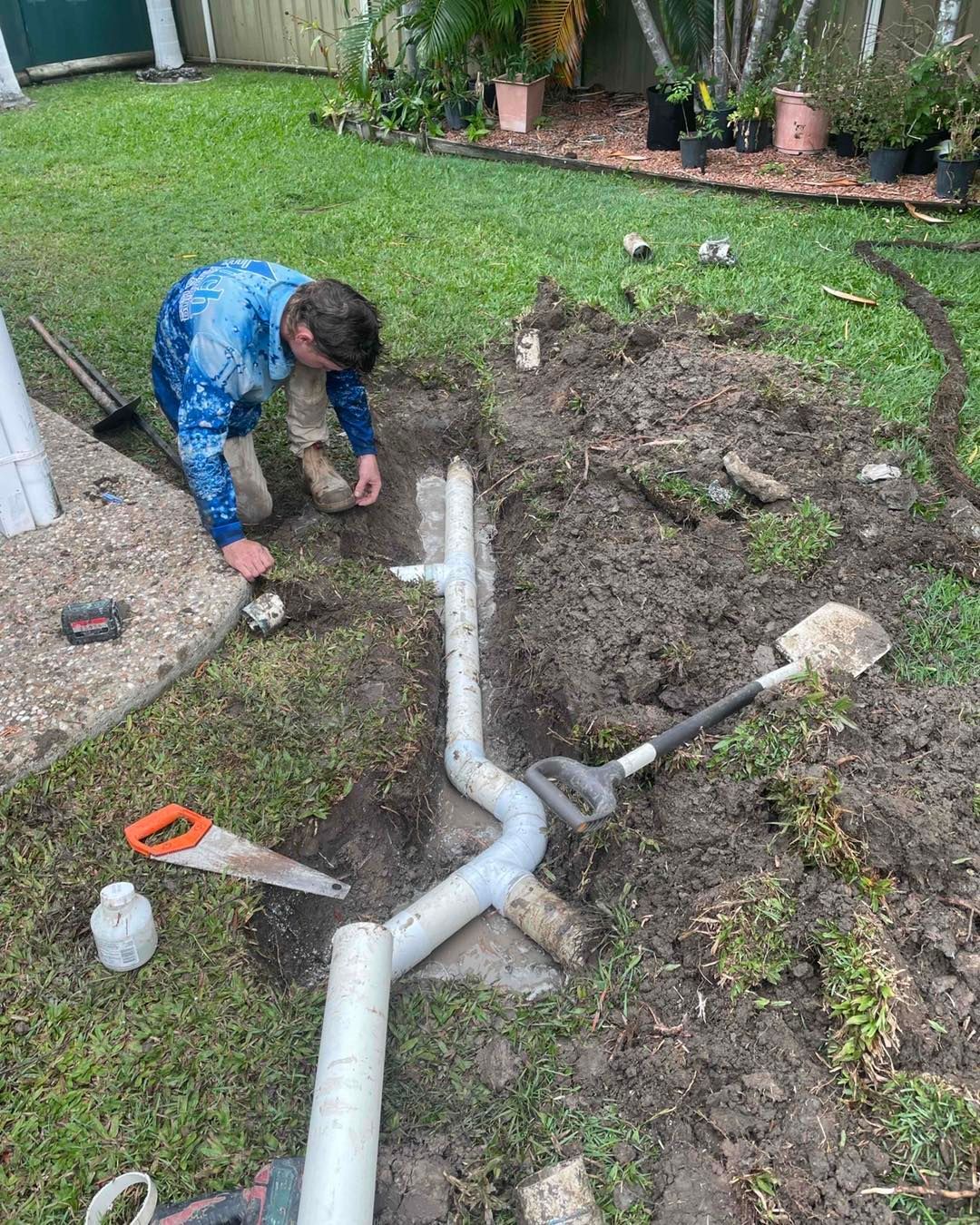 A Townsville plumber relining drain
