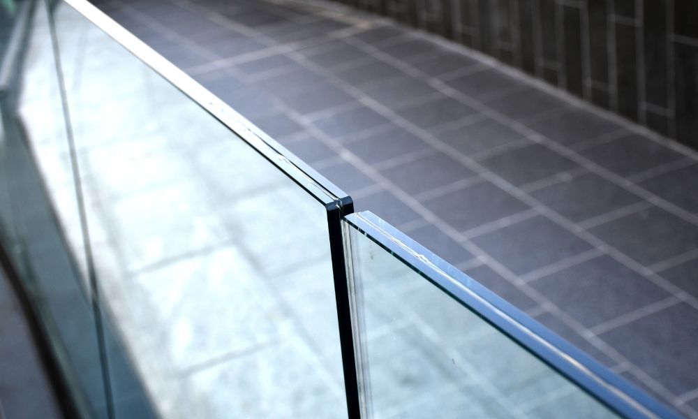 Why Glass Is the Most Modern Commercial Railing Option