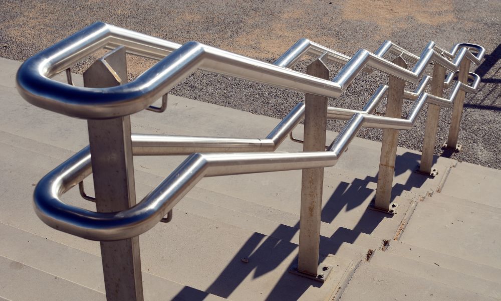 What Stainless Steel Is Best for Outside Railings?