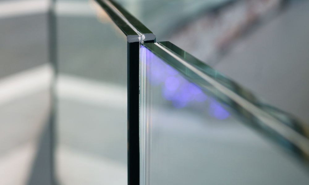 Why Use Glass Guardrail Panels for Staircases?