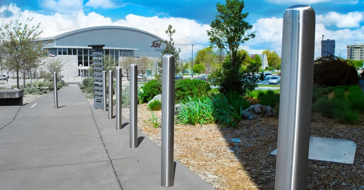 3 Different Types of Steel Bollards and Their Uses