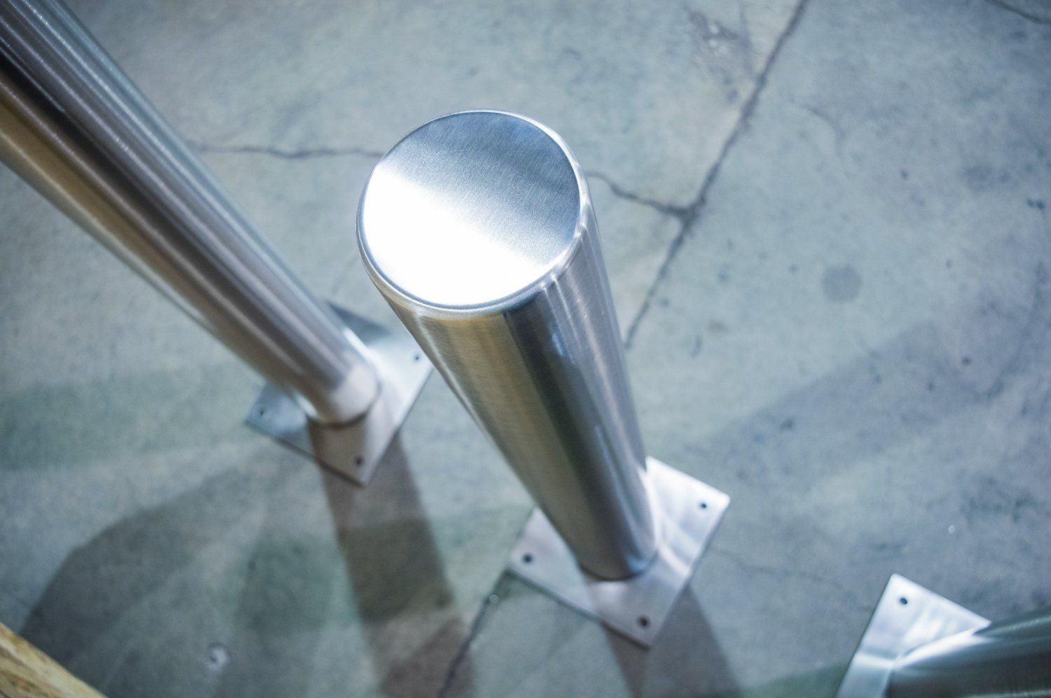 Stainless steel FIXED BOLLARD SQUARE BASEPLATE