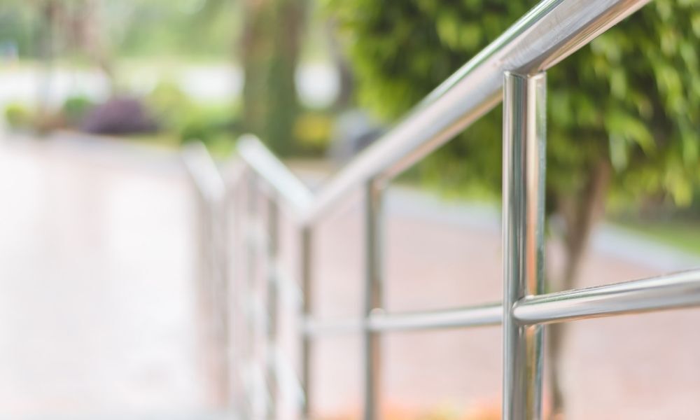 What’s the Difference Between Handrails and Guardrails?