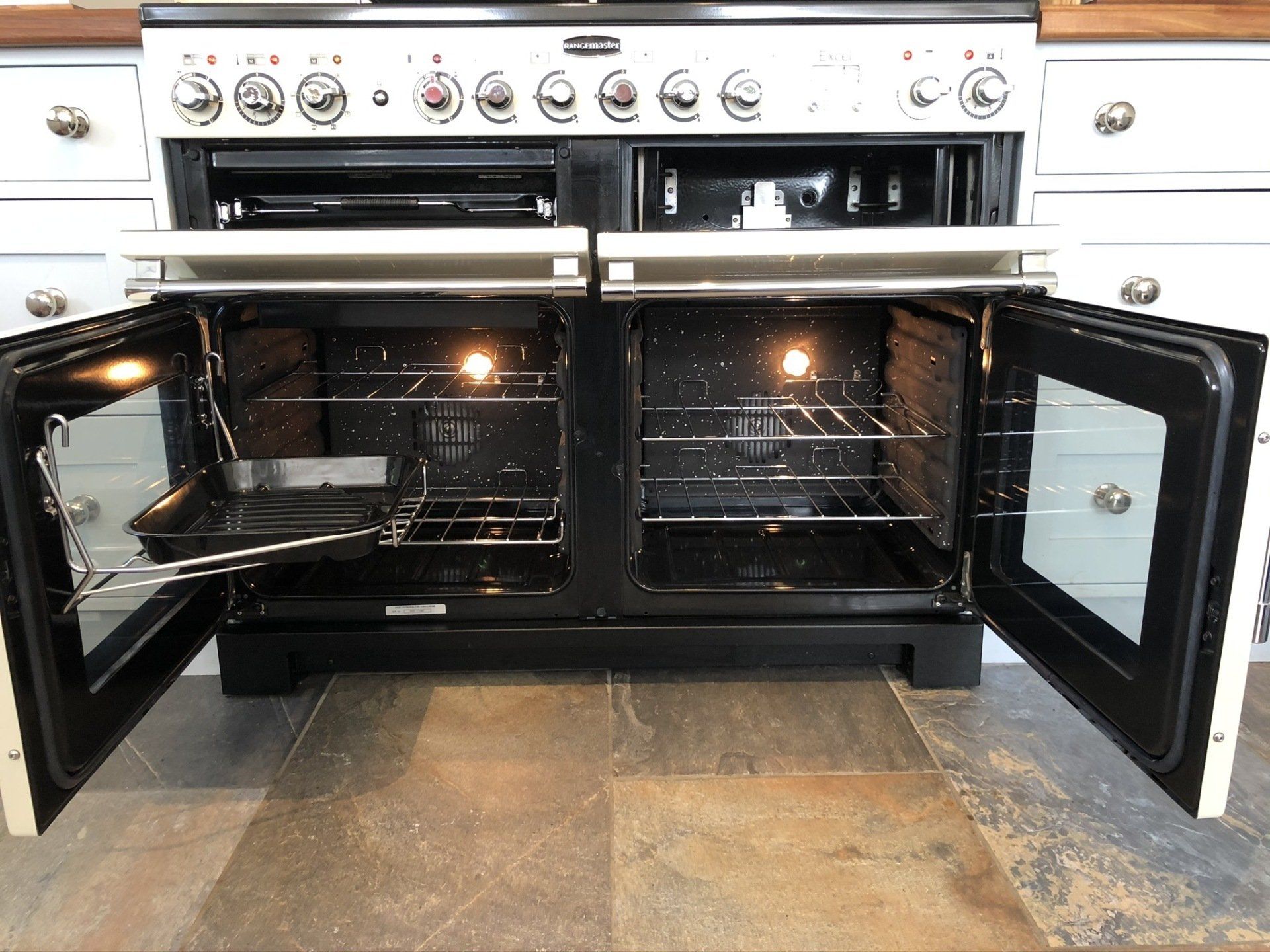 Professional Oven Cleaning in Shrewsbury, Shropshire SY1 and SY2