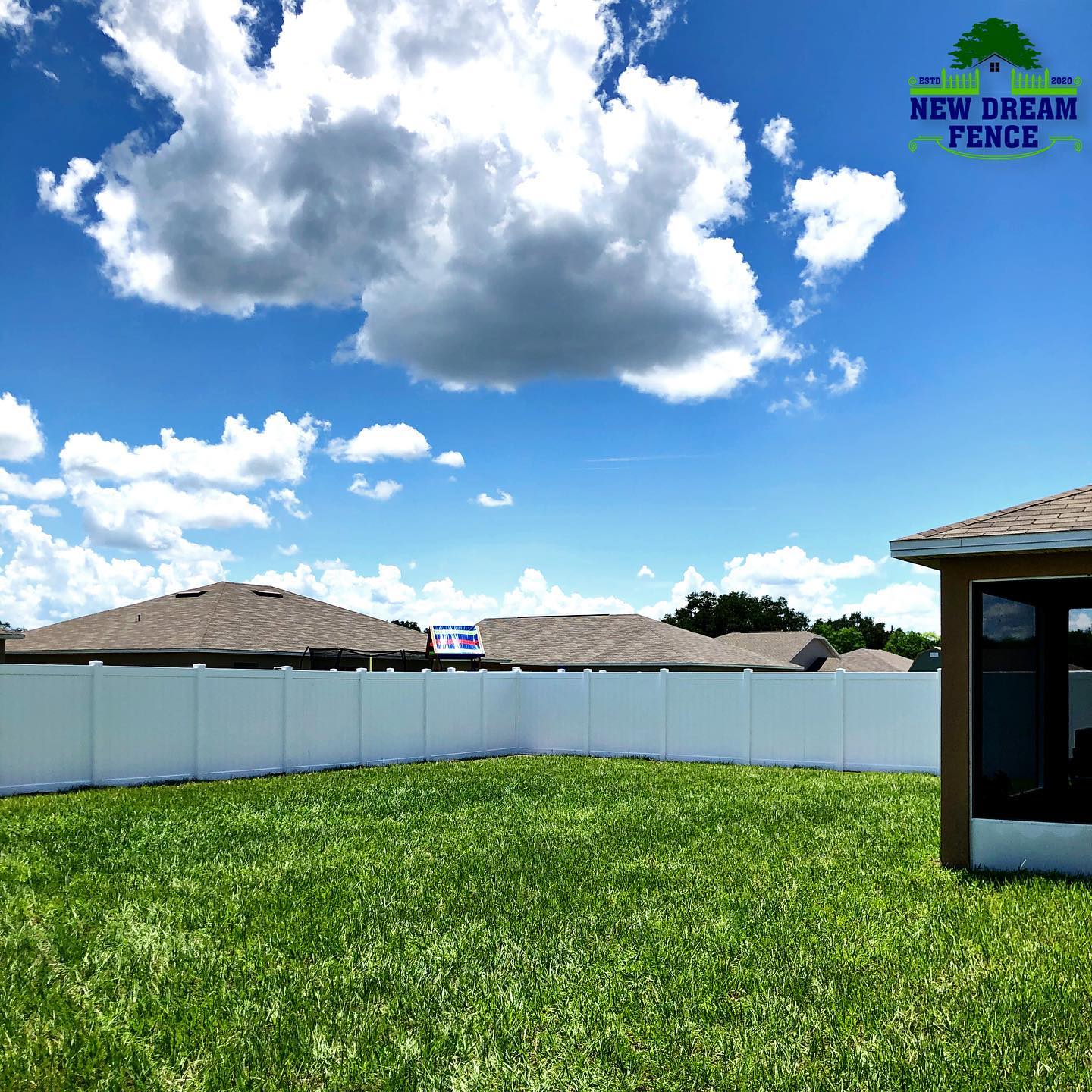 Beautiful Yard Vinyl Fence — Tavares, FL — Allstar Fence Florida