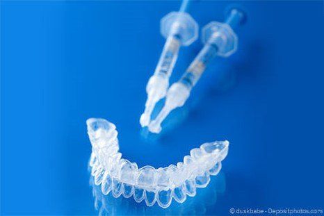 Bleaching-Set vom Zahnarzt für die Zahnaufhellung zu Hause. Bleaching-Set vom Zahnarzt für die Zahnaufhellung zu Hause.