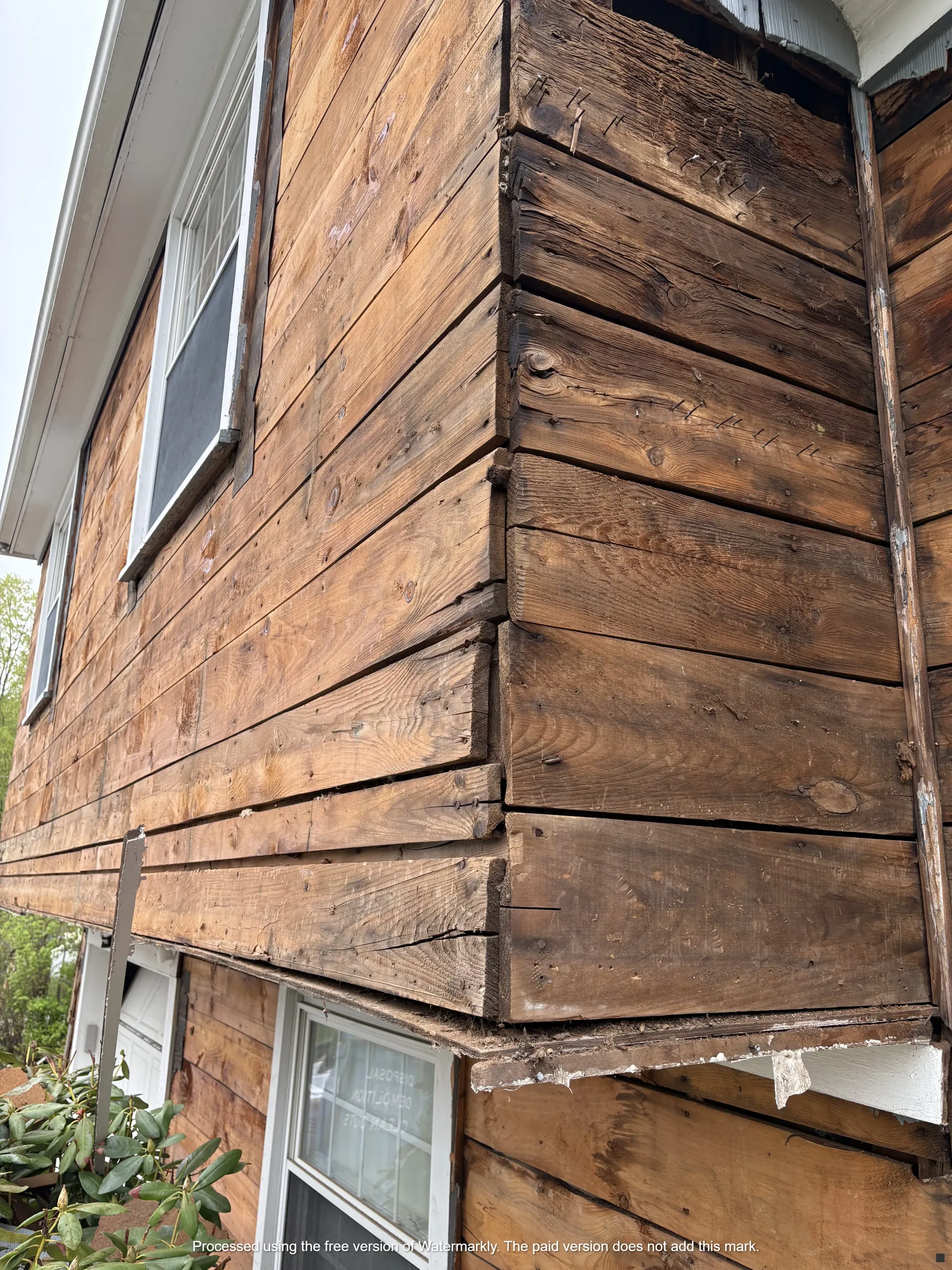damaged siding repair