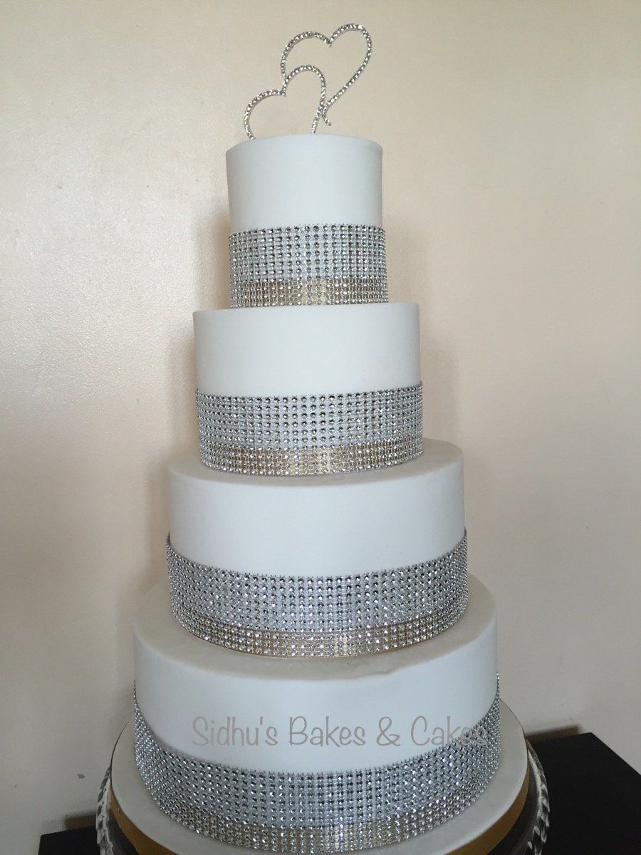4 tyre wedding cake