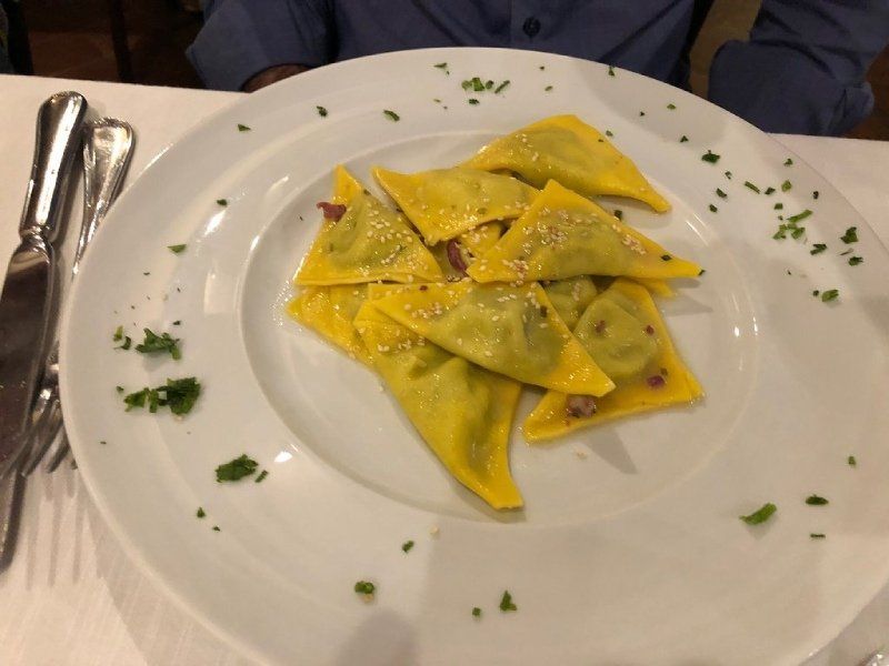 ravioli freschi con condimento