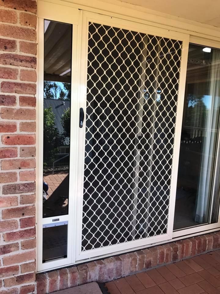 Doggy Doors | Newcastle, NSW | J Rayner Pty Ltd