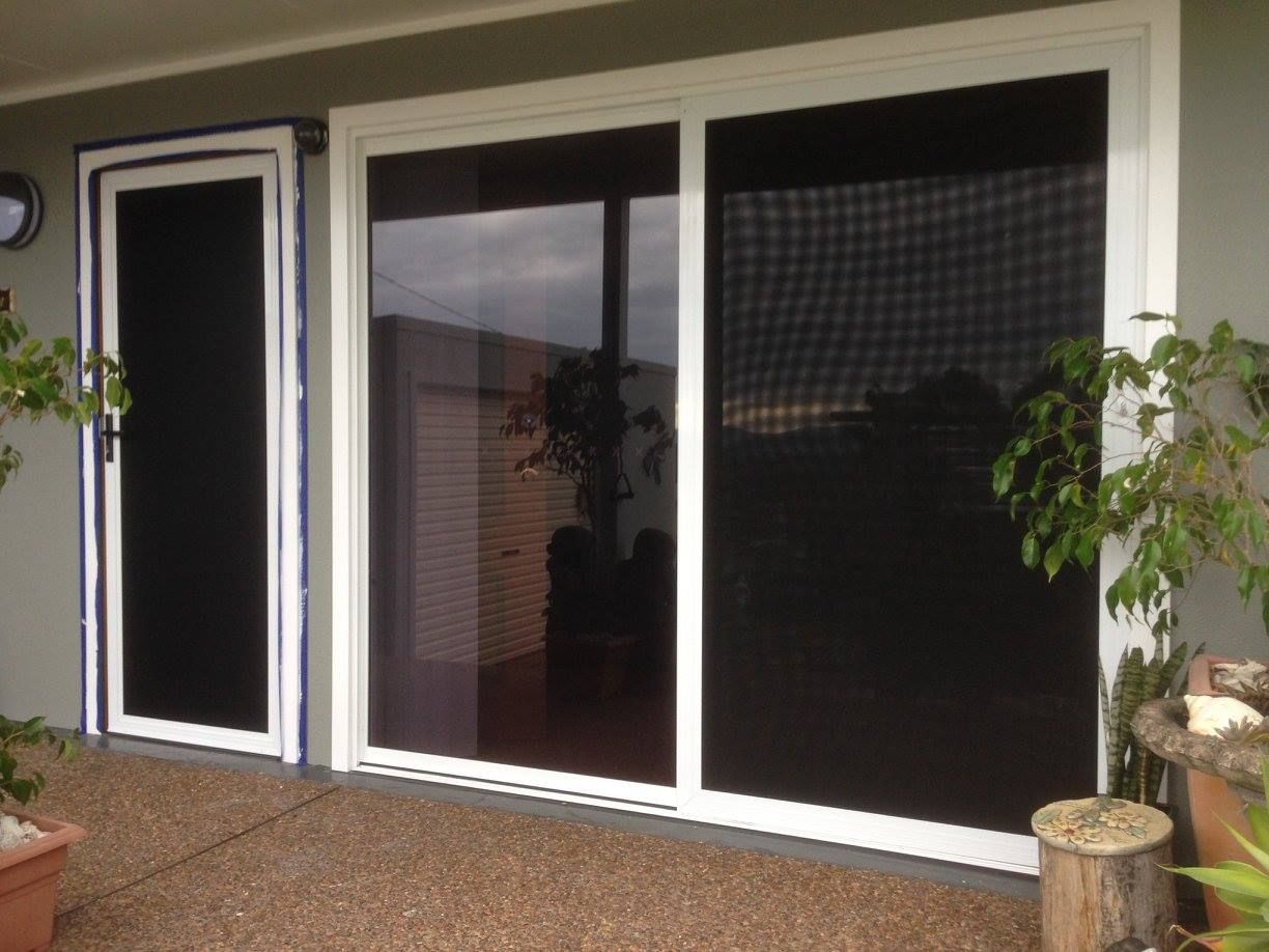 Huge Sliding Screen | Newcastle, NSW | J Rayner Pty Ltd