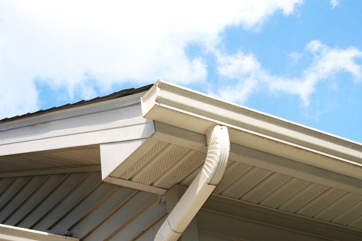 Roof  Gutter — Omaha, NE — Done Right Home Improvements, Inc.