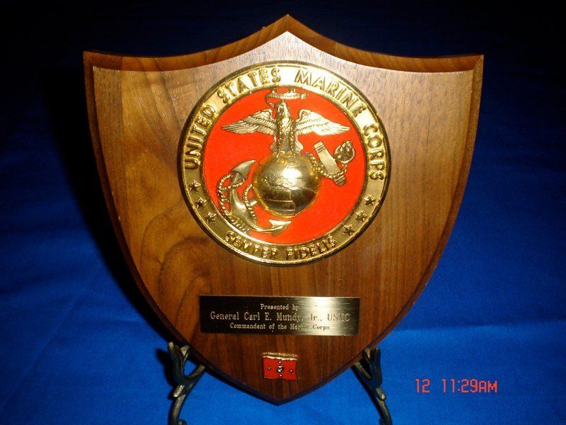 Corporate Gifts Awards Product Photo