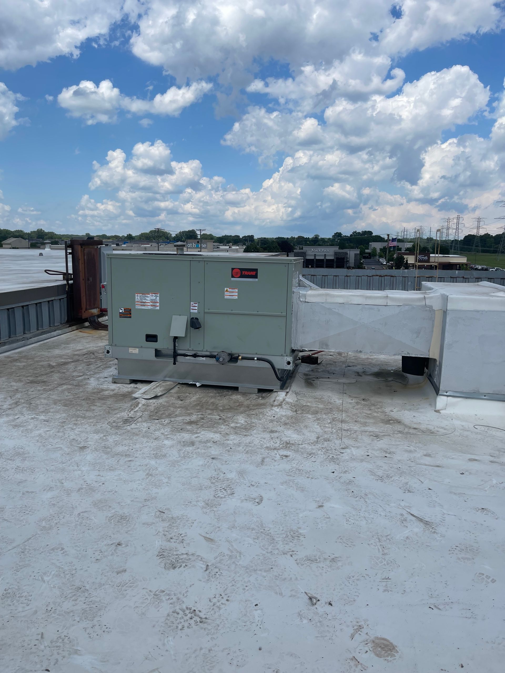 TRANE Rooftop Unit - Sterling Heights