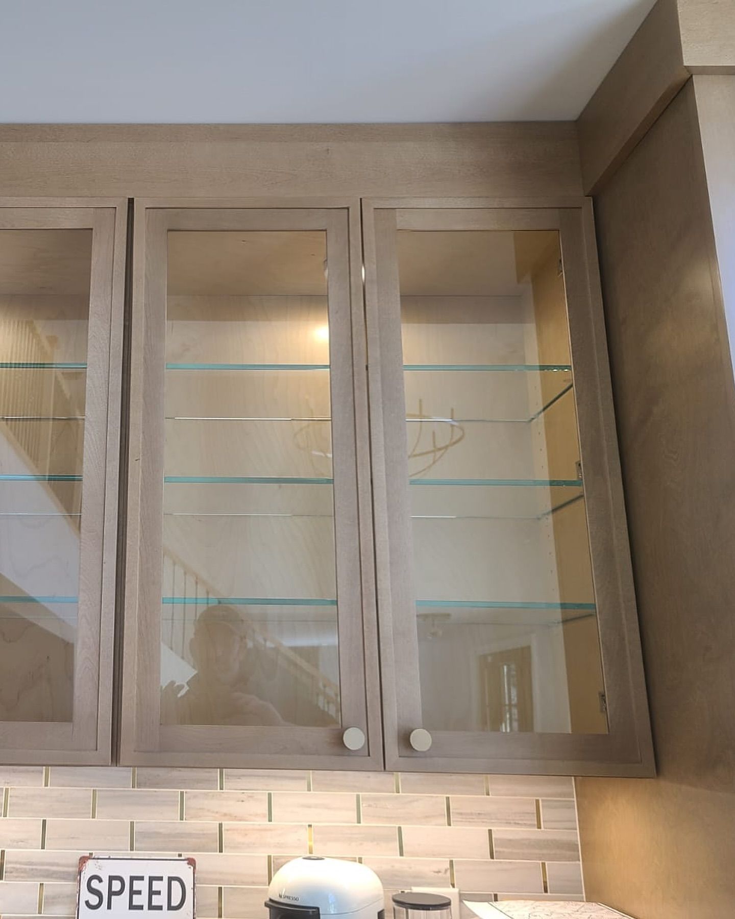 A kitchen with a sign that says speed on it