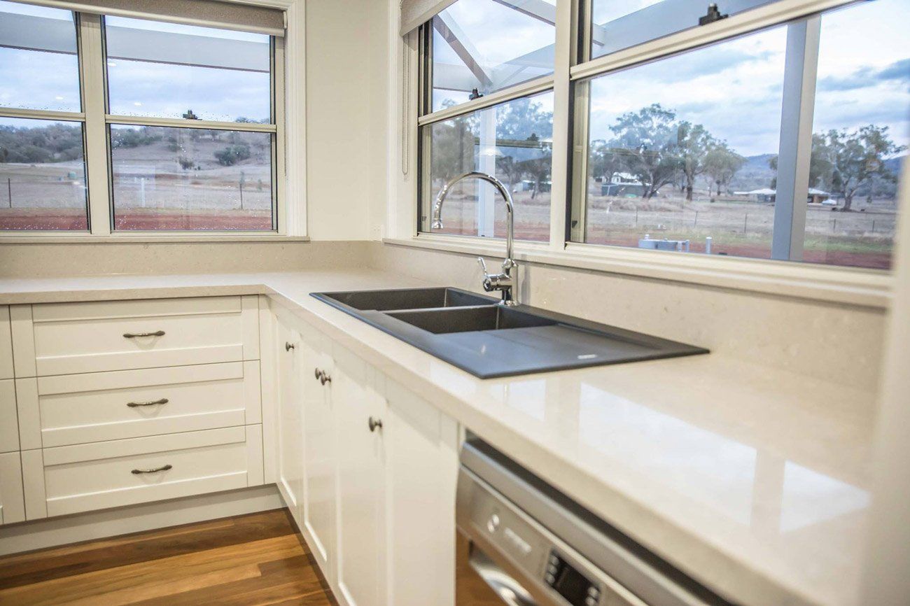 Modern and Stylish Kitchen — Simmonds Kitchens & Detailed Joinery in Tamworth, NSW