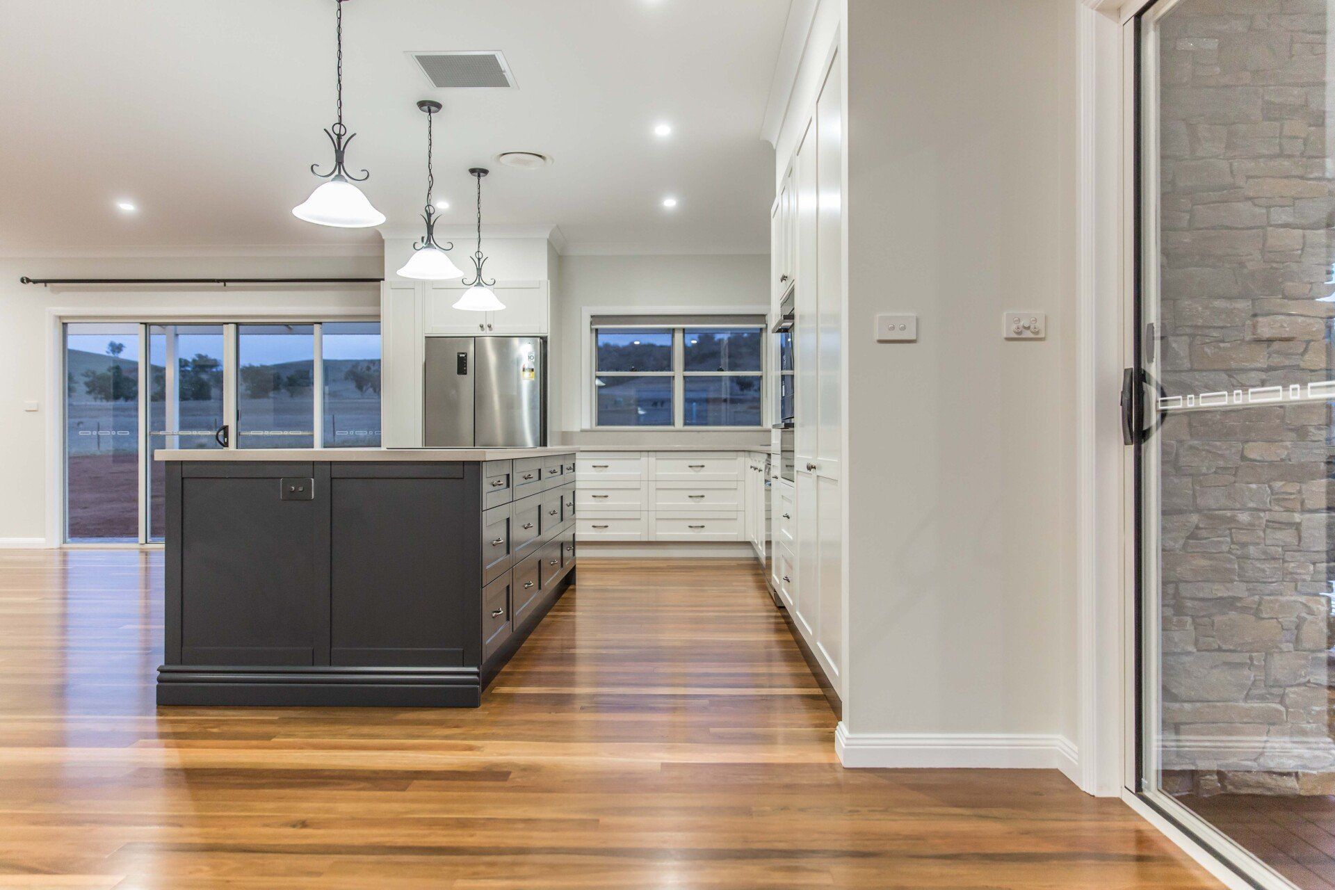 Beautiful Modern Kitchen — Simmonds Kitchens & Detailed Joinery in Tamworth, NSW