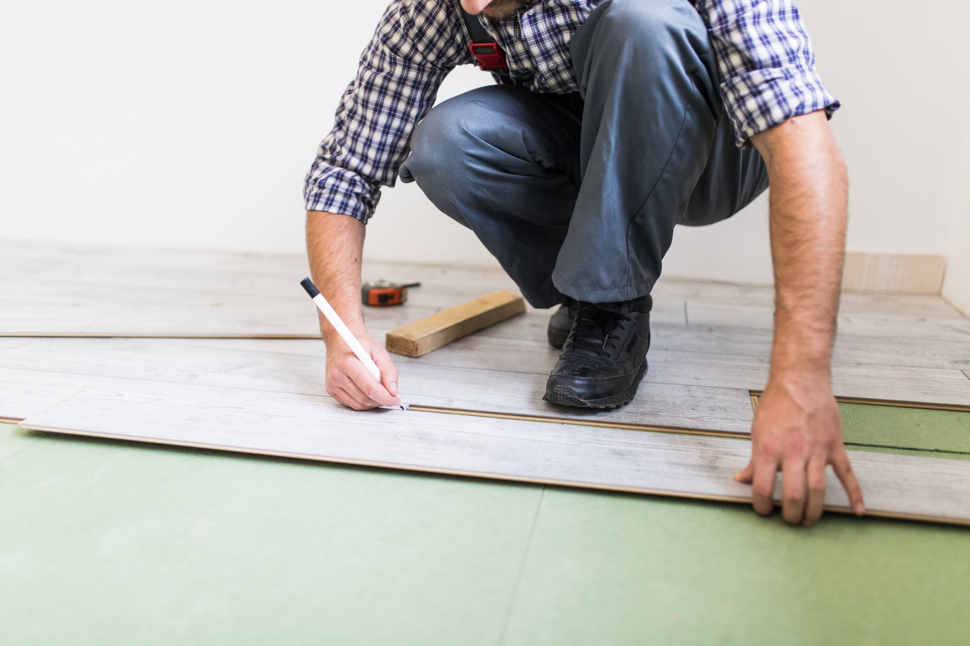 What Is a Floating Floor: A Comprehensive Guide for Homeowners
