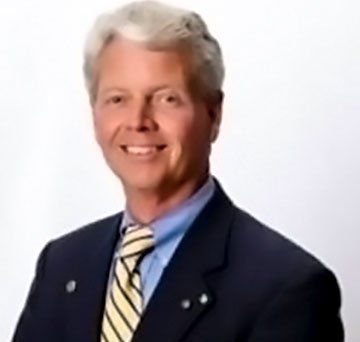 Image of Lee McNelly