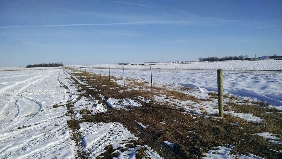 Fence in the outback — fencing in Volin, SD