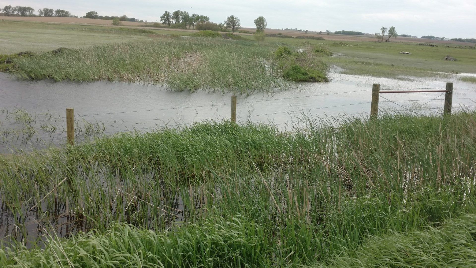 Lake side fence — fencing in Volin, SD